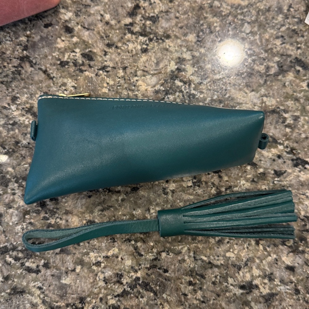 Peacock Alpine and classic tassel portland  Leather Pouch
